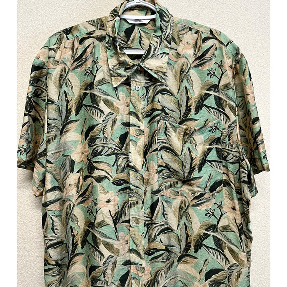 & Other Stories Tops - & Other Stories Lyocell Button Up Shirt Short Sleeve Women's Size L Floral Green